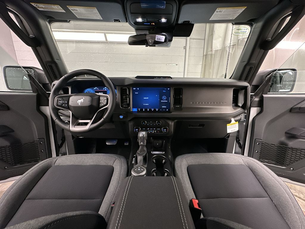 Thumbnail: 2026 Ford Bronco - 10