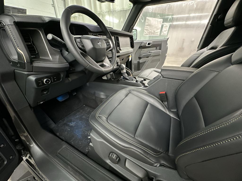 Thumbnail: 2025 Ford Bronco - 11