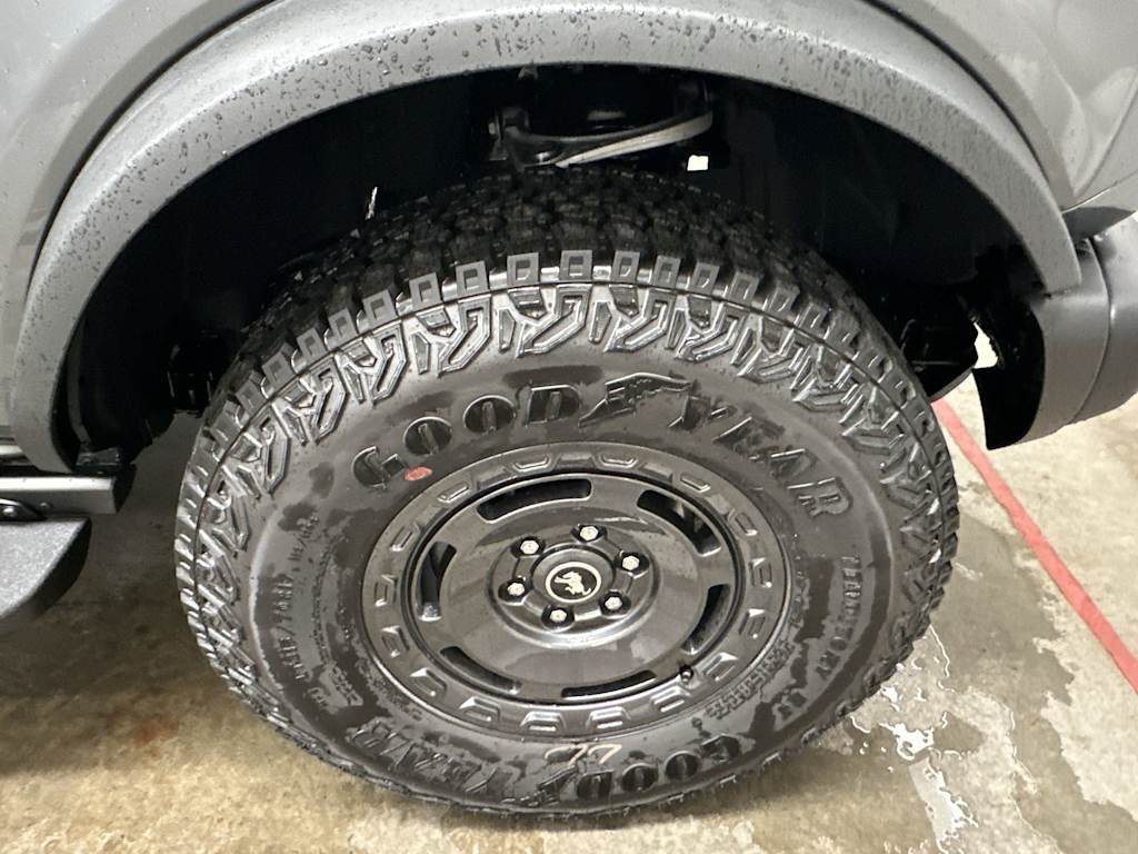 Thumbnail: 2025 Ford Bronco - 8