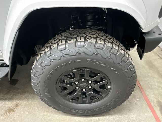 Thumbnail: 2026 Ford Bronco - 8