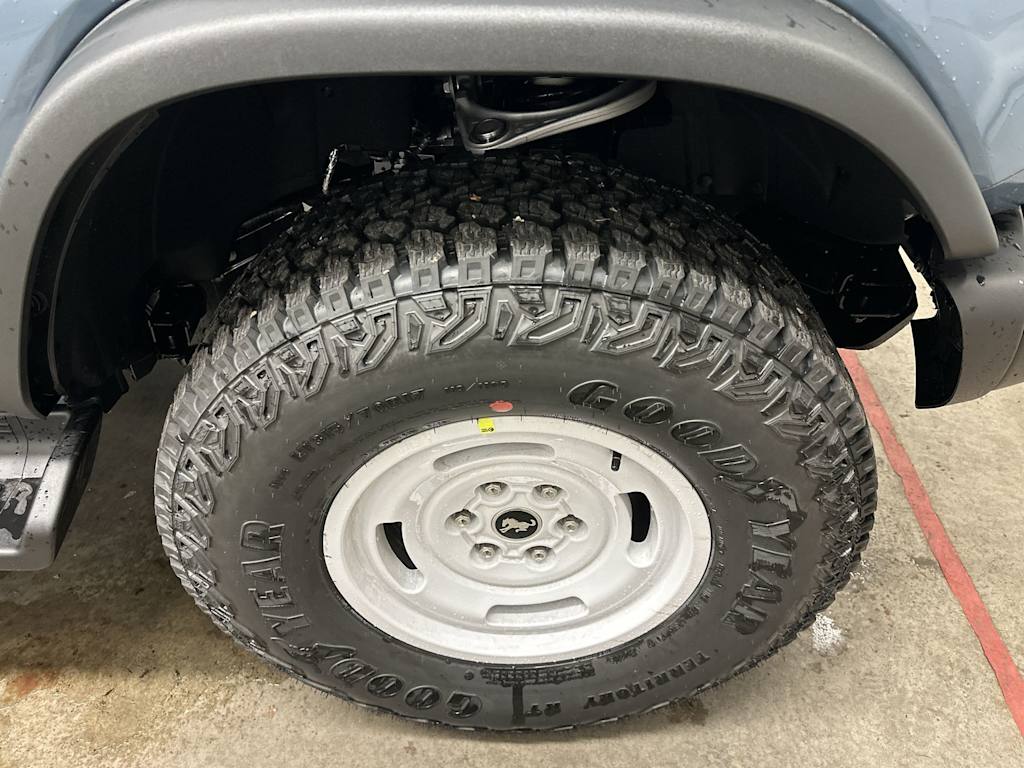 Thumbnail: 2025 Ford Bronco - 8