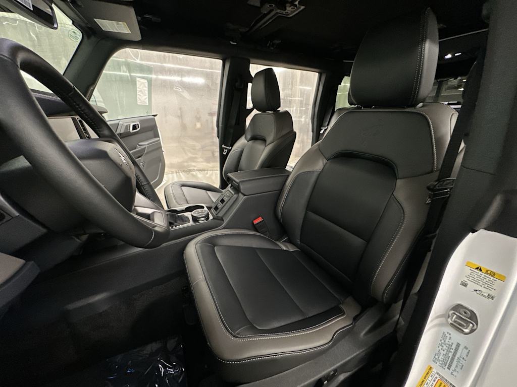 Thumbnail: 2025 Ford Bronco - 9