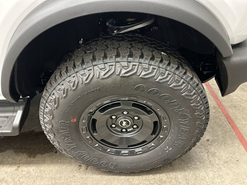 Thumbnail: 2025 Ford Bronco - 6