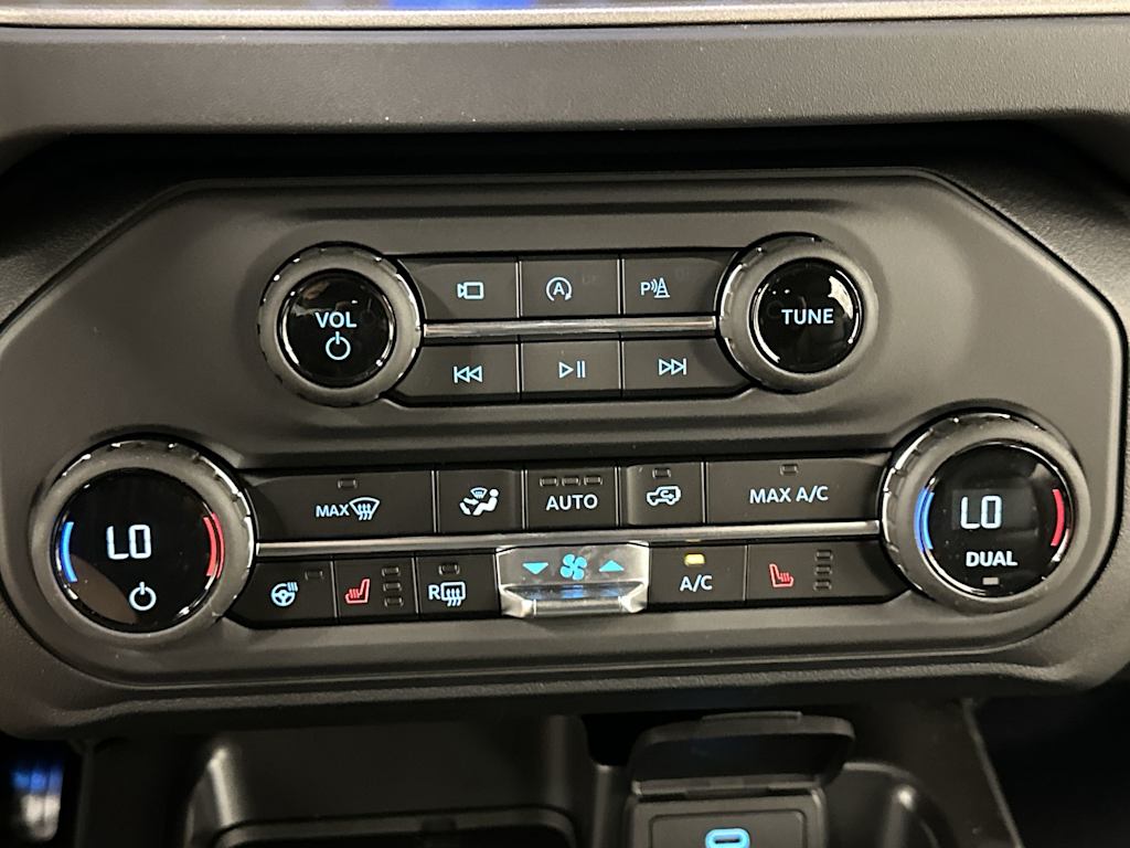 Thumbnail: 2025 Ford Bronco - 24