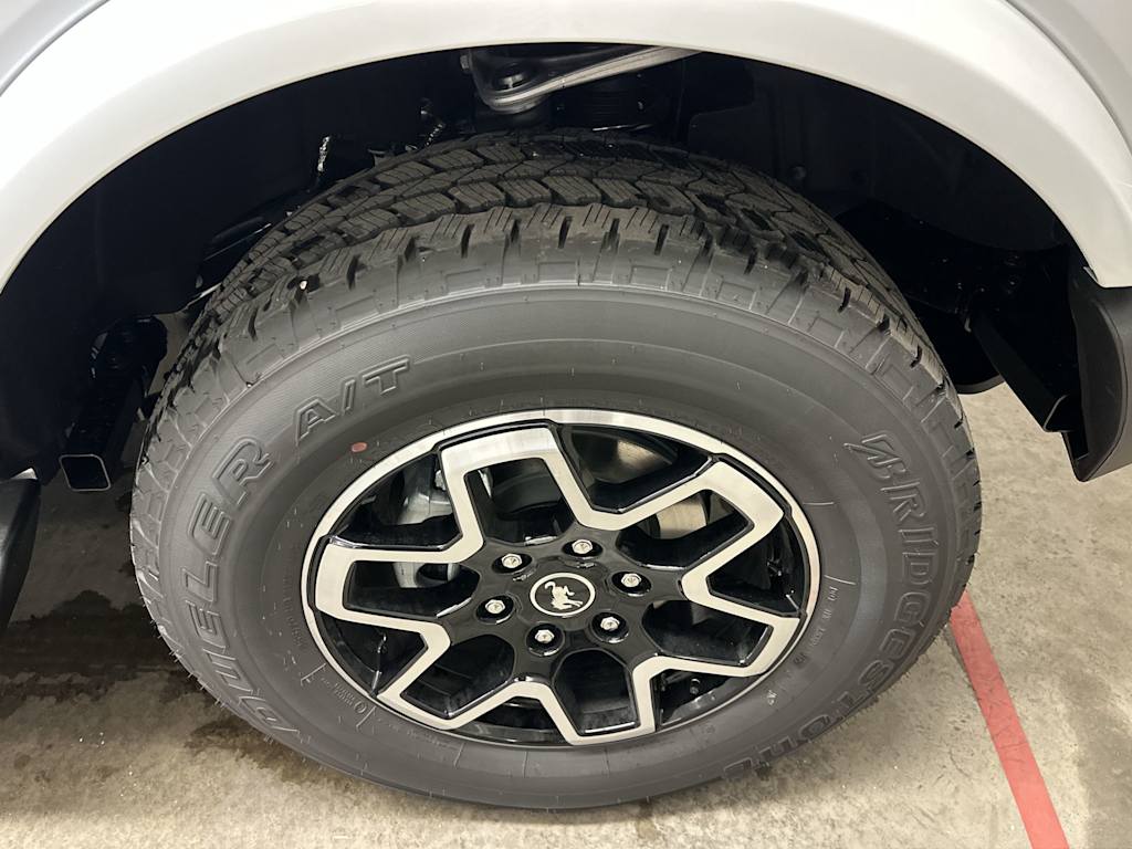 Thumbnail: 2025 Ford Bronco - 7