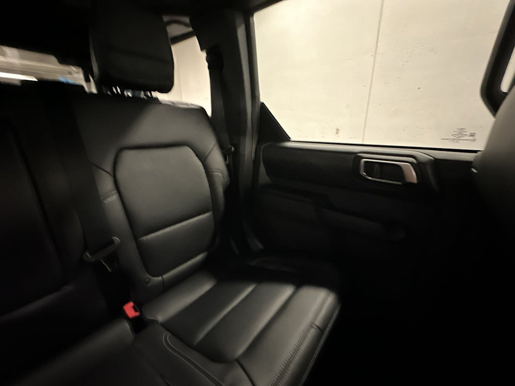 Thumbnail: 2025 Ford Bronco - 21