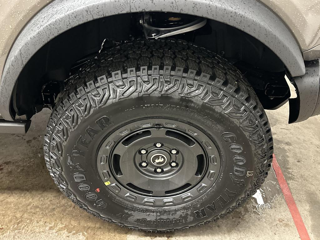 Thumbnail: 2025 Ford Bronco - 8