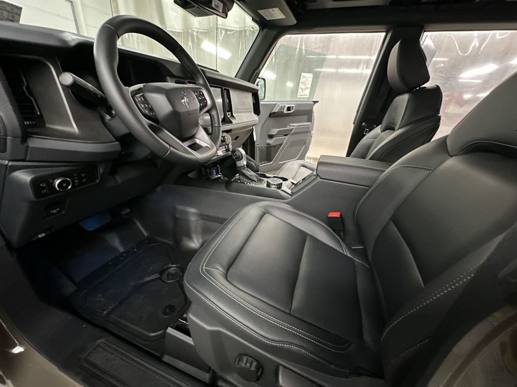 Thumbnail: 2025 Ford Bronco - 11