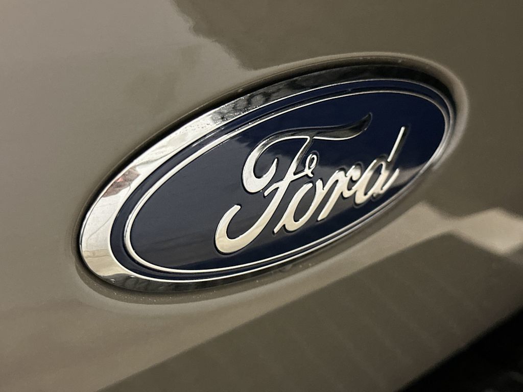 Thumbnail: 2025 Ford Bronco - 7