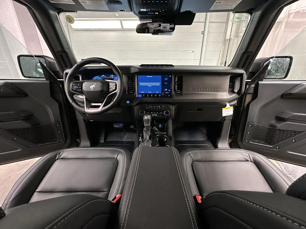 Thumbnail: 2025 Ford Bronco - 10