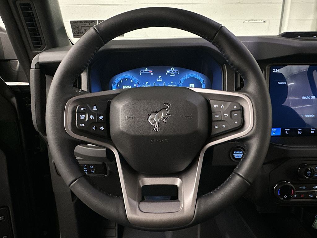 Thumbnail: 2025 Ford Bronco - 2