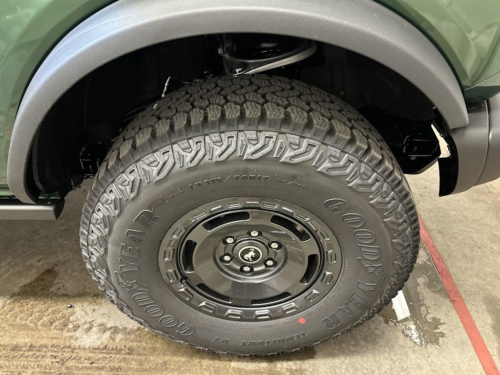 Thumbnail: 2025 Ford Bronco - 8