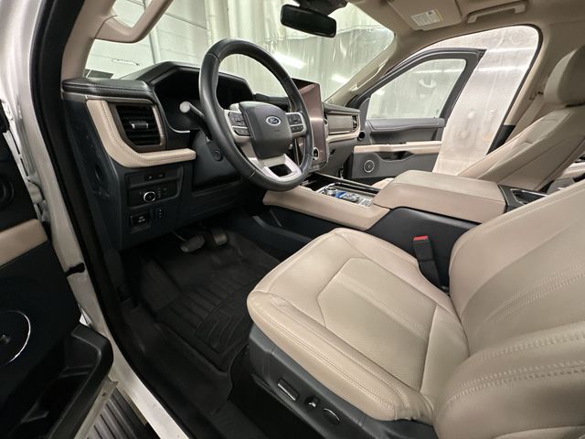 Thumbnail: 2022 Ford Expedition MAX - 11