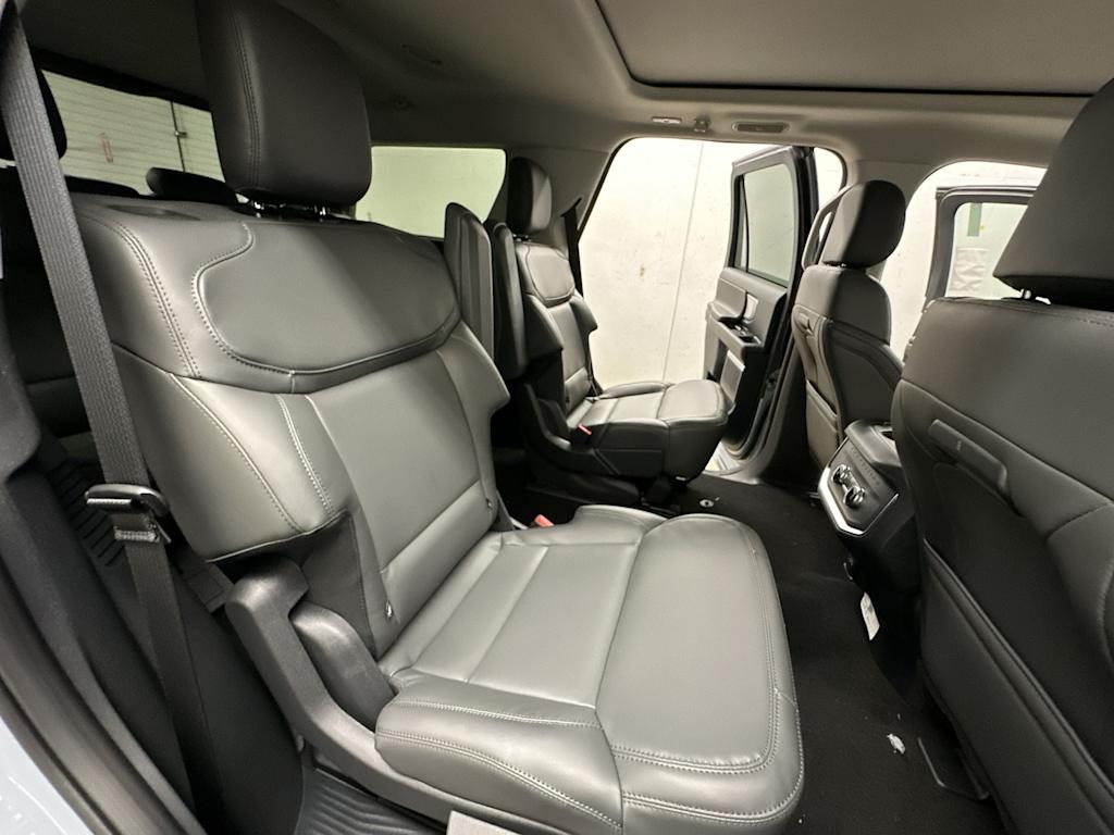 Thumbnail: 2026 Ford Expedition - 37