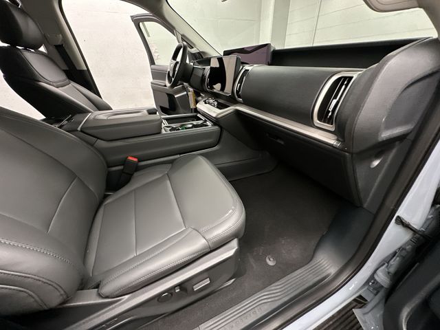 Thumbnail: 2026 Ford Expedition - 24