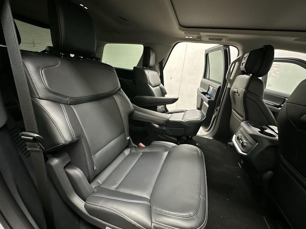 Thumbnail: 2026 Ford Expedition - 30