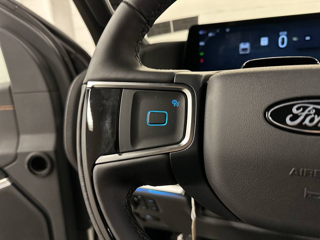 Thumbnail: 2025 Ford Expedition - 18