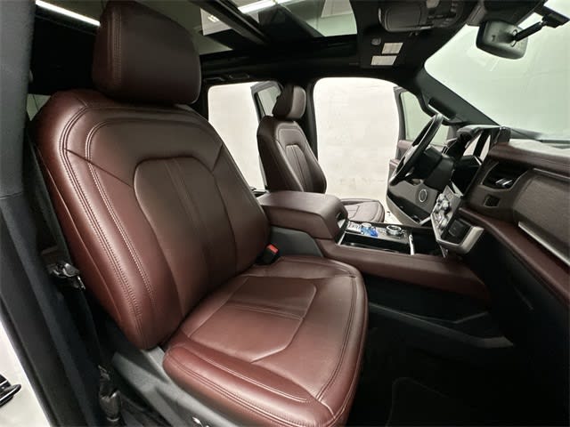 Thumbnail: 2022 Ford Expedition - 30