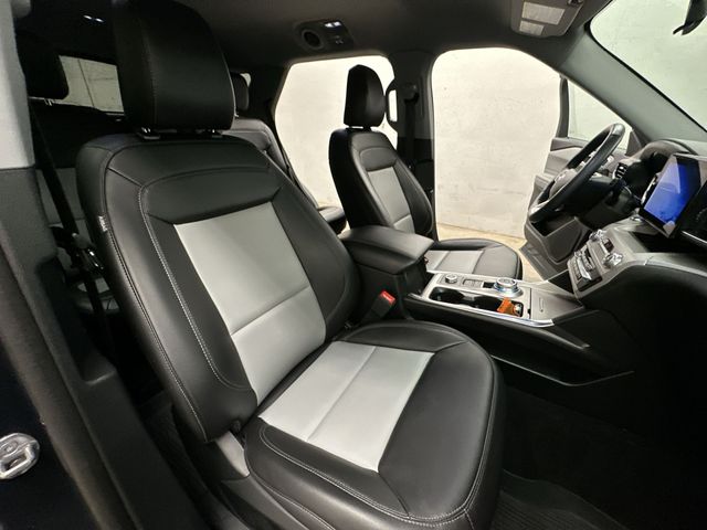 Thumbnail: 2024 Ford Explorer - 25