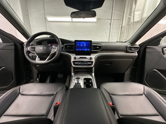 Thumbnail: 2024 Ford Explorer - 10