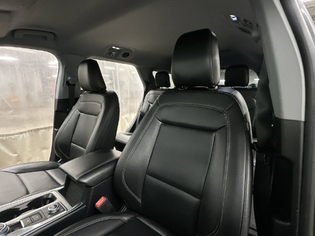 Thumbnail: 2021 Ford Explorer - 9