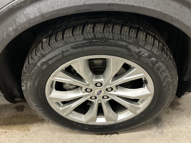 Thumbnail: 2021 Ford Explorer - 8