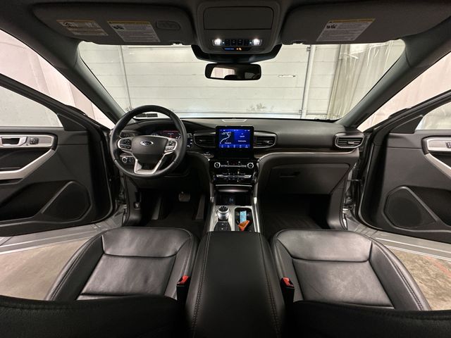 Thumbnail: 2022 Ford Explorer - 10