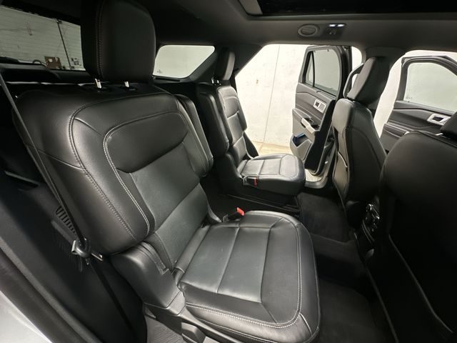 Thumbnail: 2022 Ford Explorer - 29