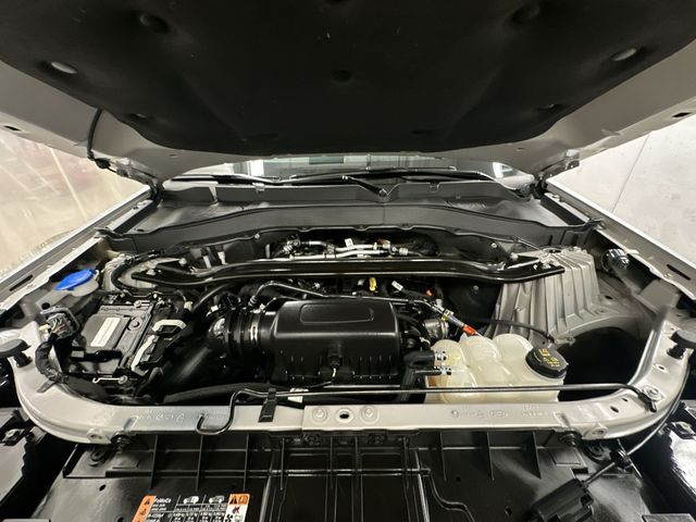 Thumbnail: 2022 Ford Explorer - 9