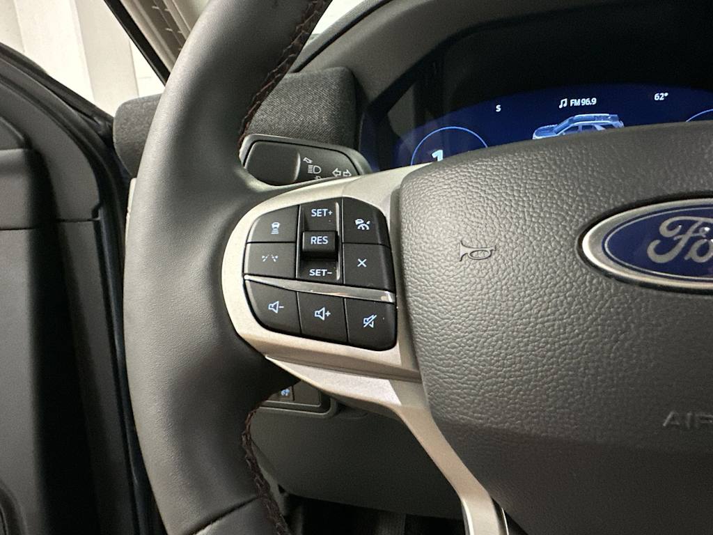 Thumbnail: 2026 Ford Explorer - 25