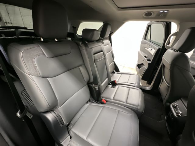 Thumbnail: 2026 Ford Explorer - 28