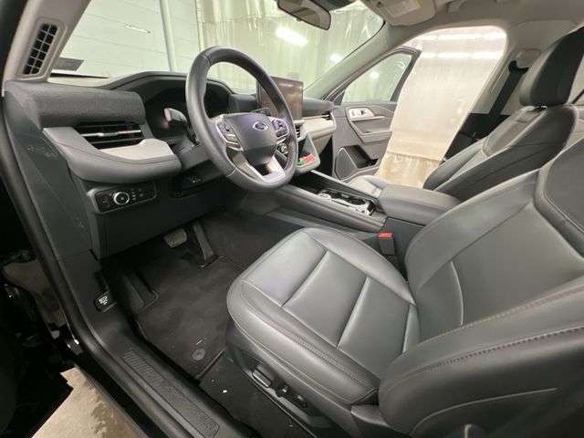 Thumbnail: 2026 Ford Explorer - 10