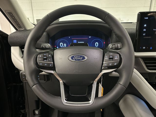 Thumbnail: 2026 Ford Explorer - 2
