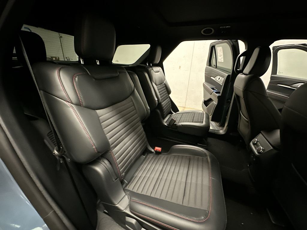Thumbnail: 2026 Ford Explorer - 30