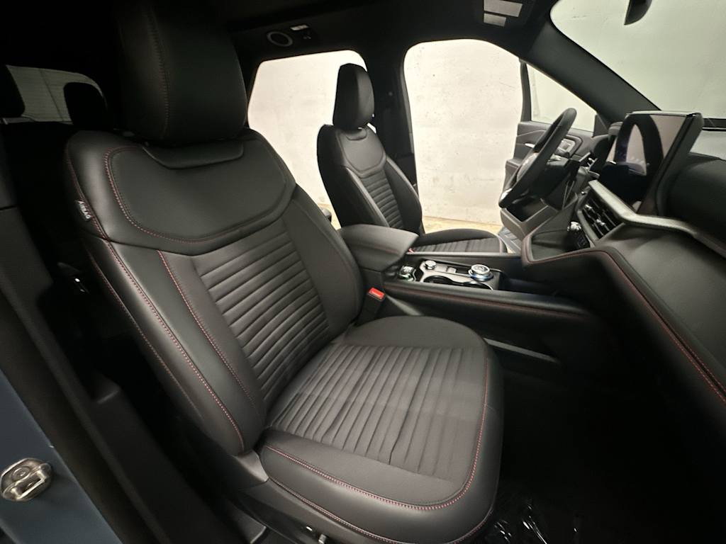 Thumbnail: 2026 Ford Explorer - 28