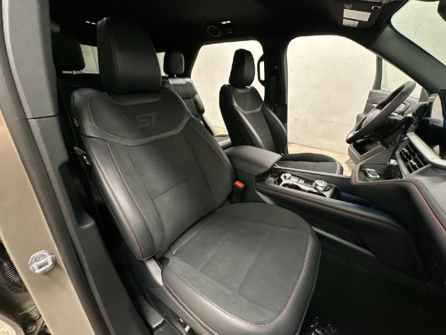 Thumbnail: 2027 Ford Explorer - 28