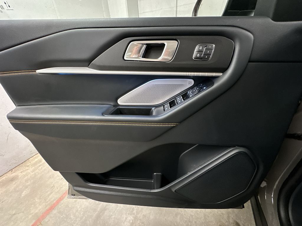 Thumbnail: 2026 Ford Explorer - 25