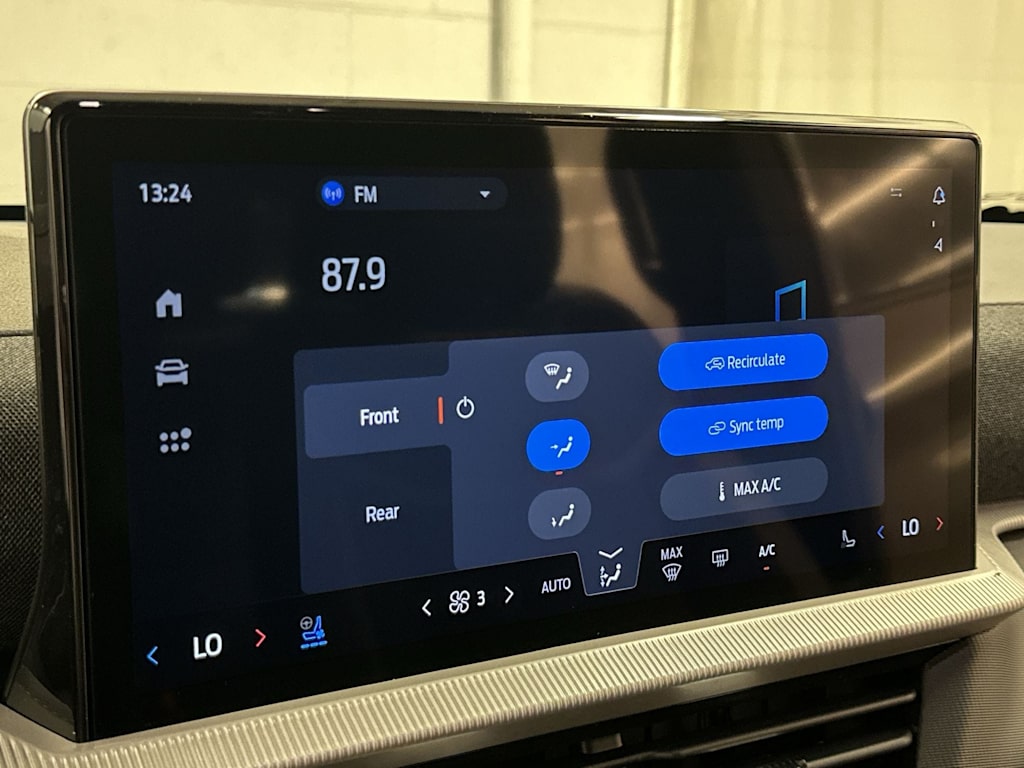 Thumbnail: 2026 Ford Explorer - 24