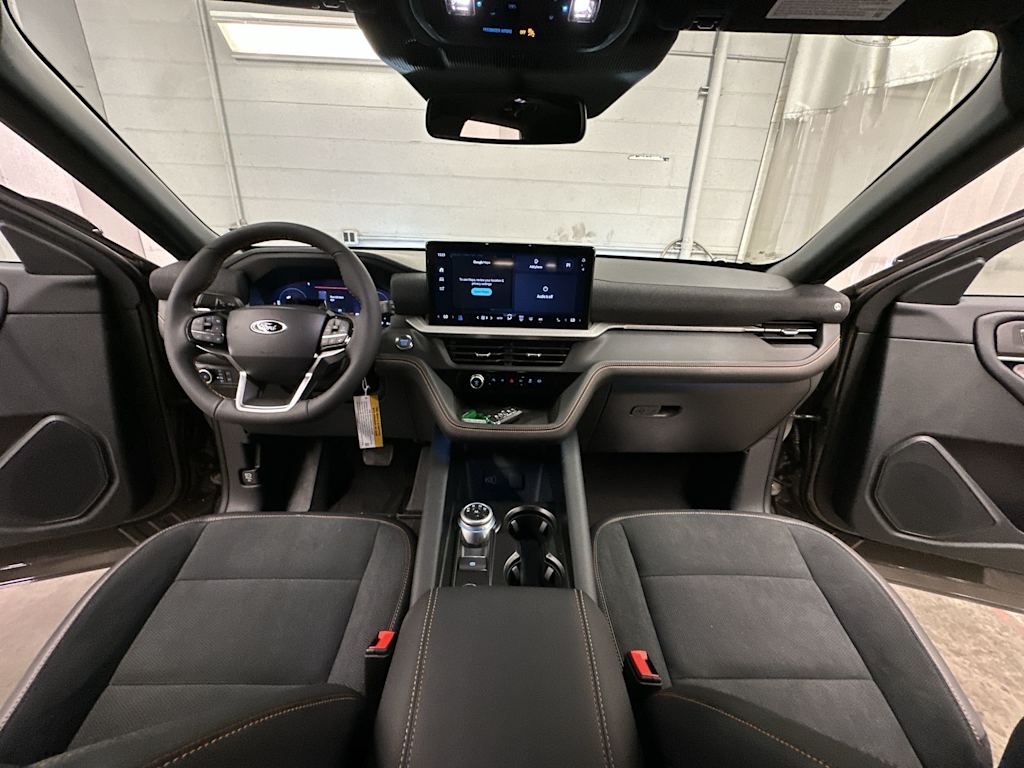 Thumbnail: 2026 Ford Explorer - 10