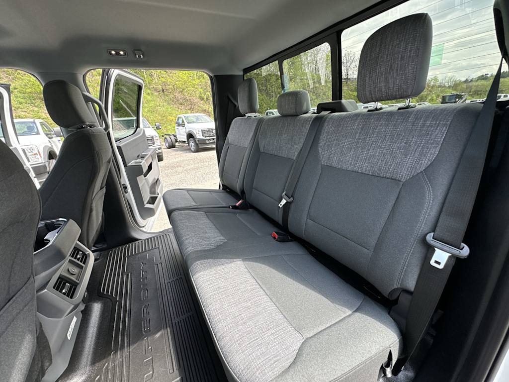 Thumbnail: 2025 Ford F-250 - 13