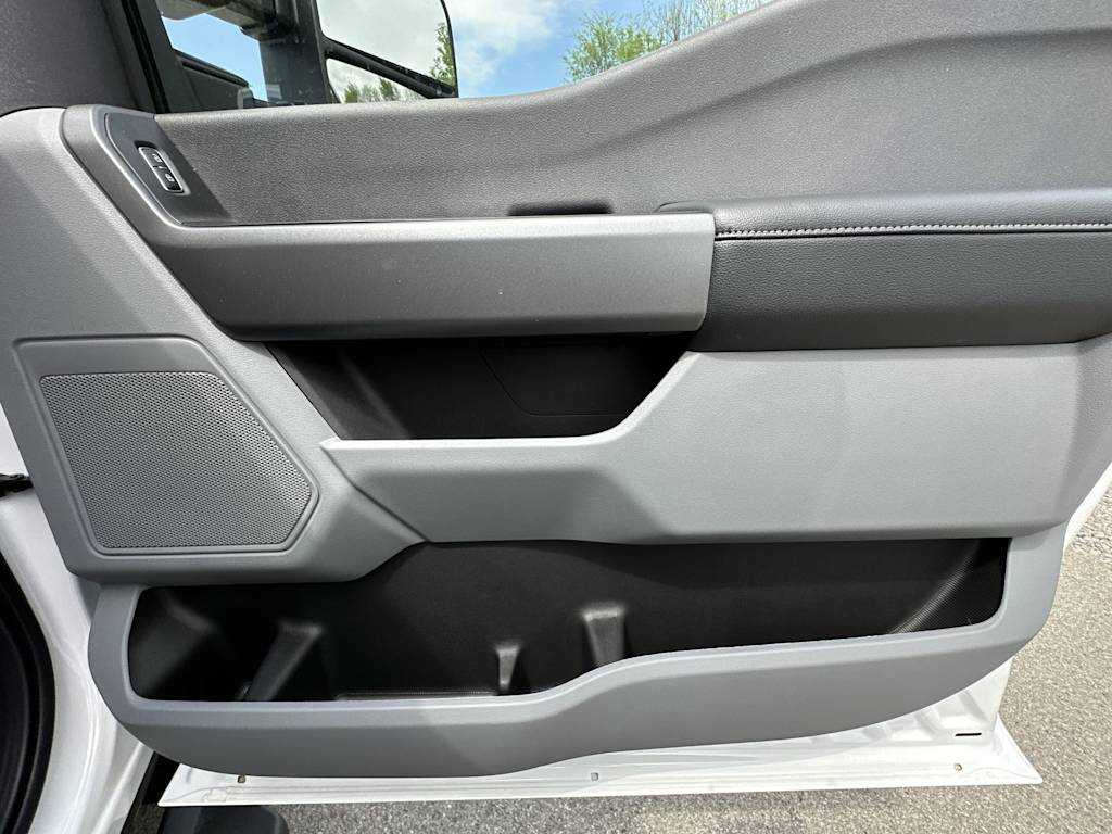 Thumbnail: 2025 Ford F-250 - 26