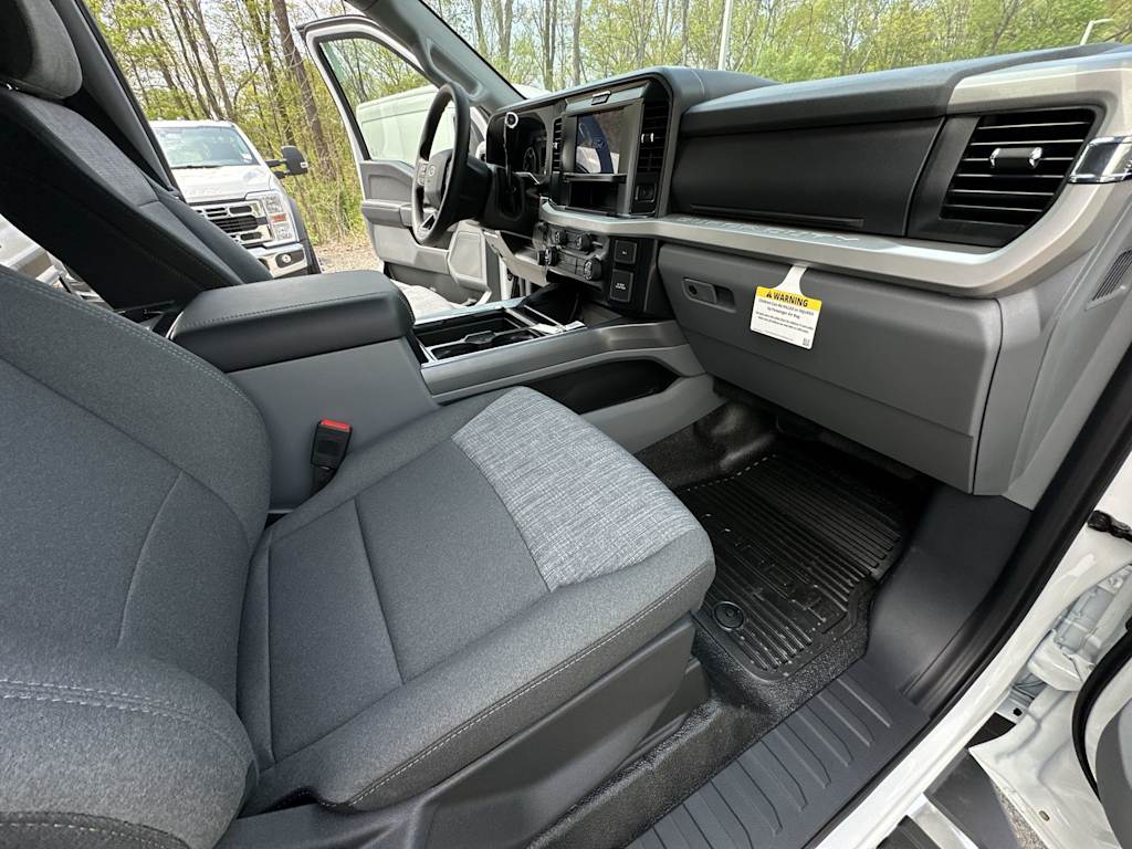 Thumbnail: 2025 Ford F-250 - 12