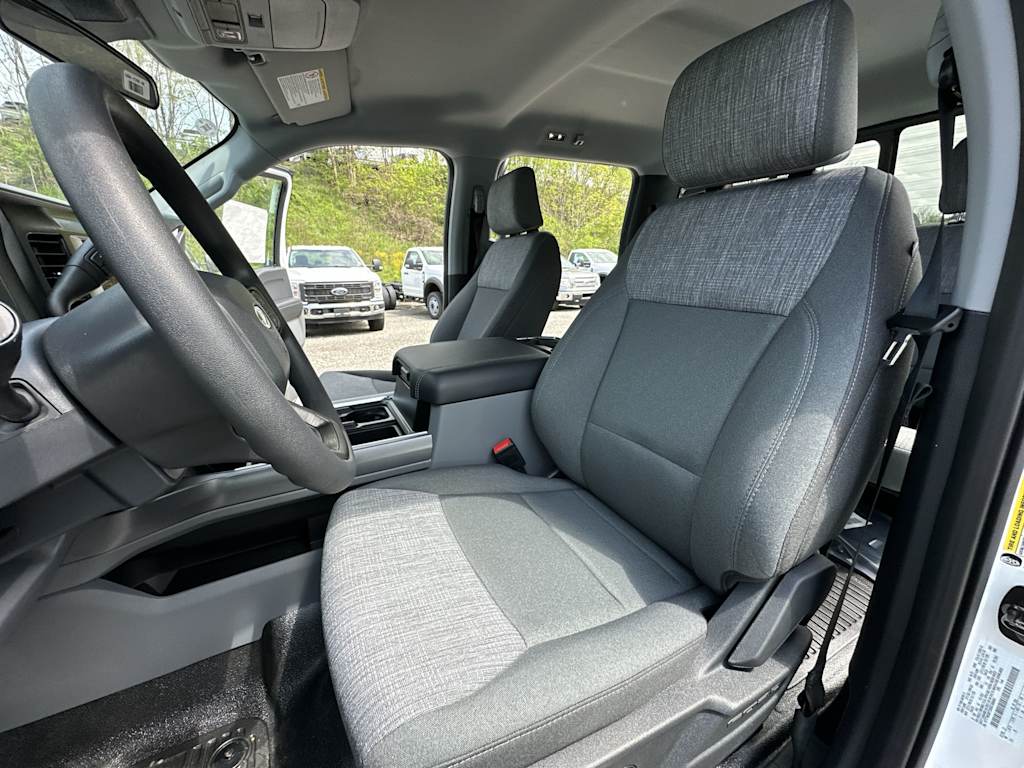 Thumbnail: 2025 Ford F-250 - 11