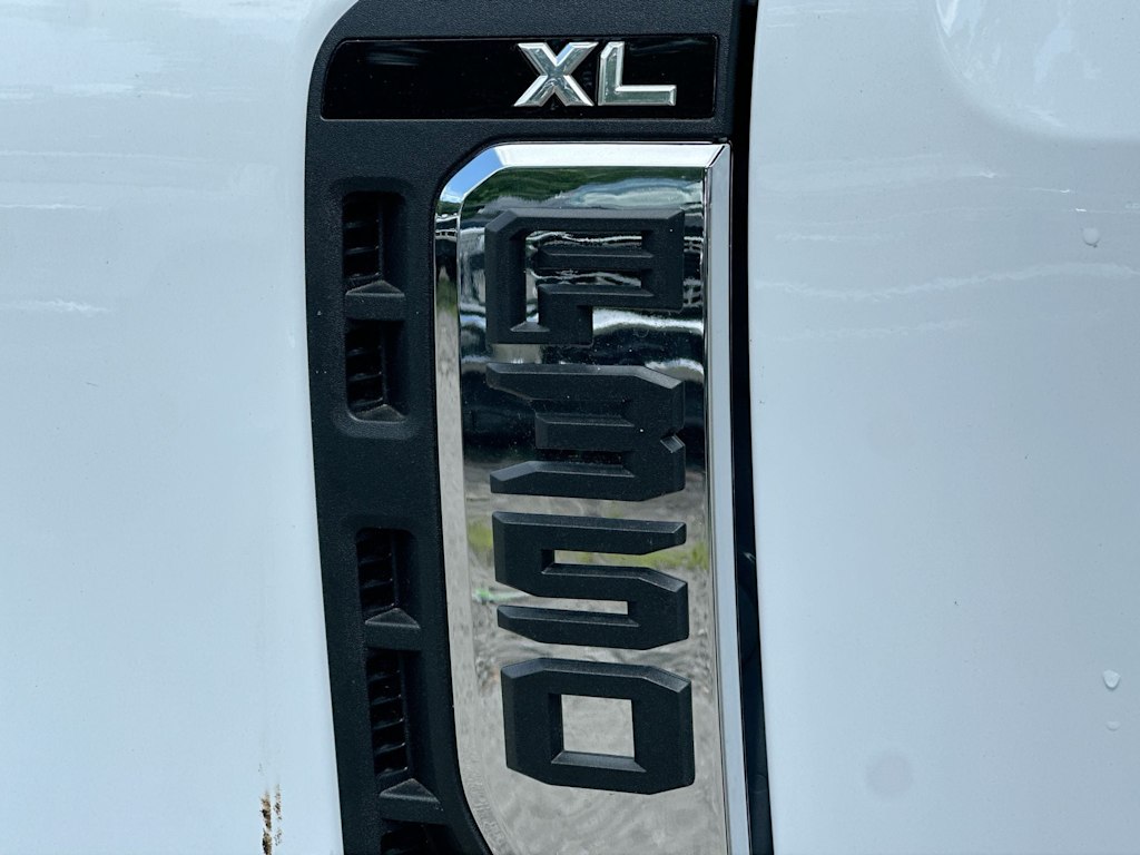 Thumbnail: 2026 Ford F-350 - 19