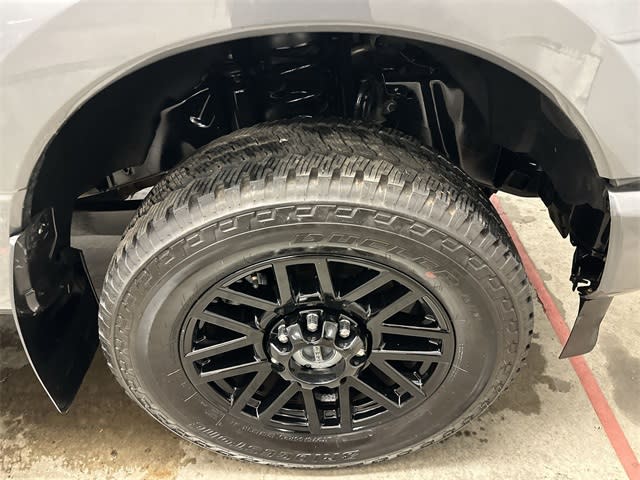 Thumbnail: 2022 Ford F-350 - 8