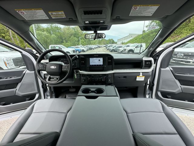 Thumbnail: 2026 Ford F-350 - 9