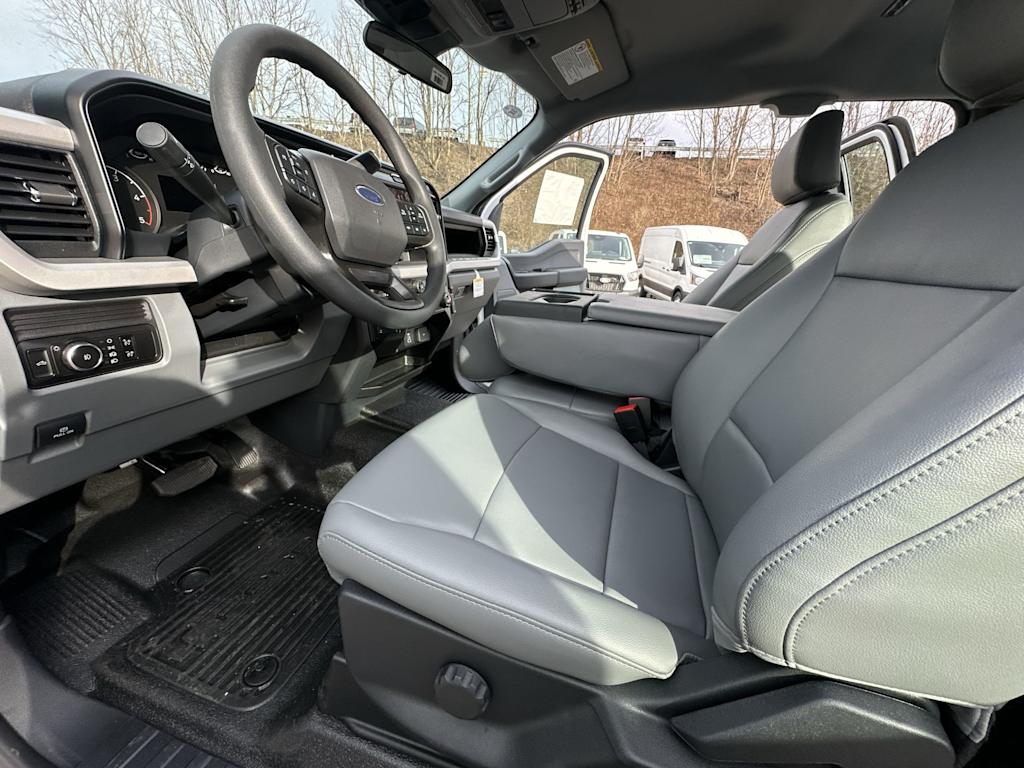 Thumbnail: 2026 Ford F-250 - 9