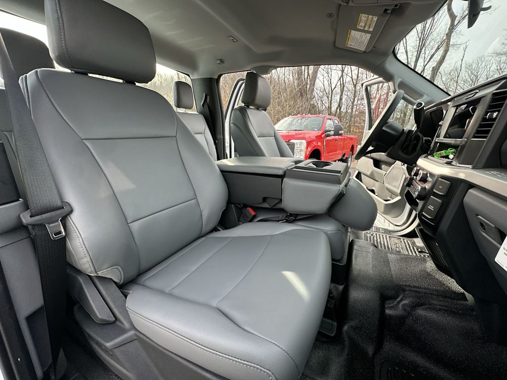 Thumbnail: 2026 Ford F-250 - 25