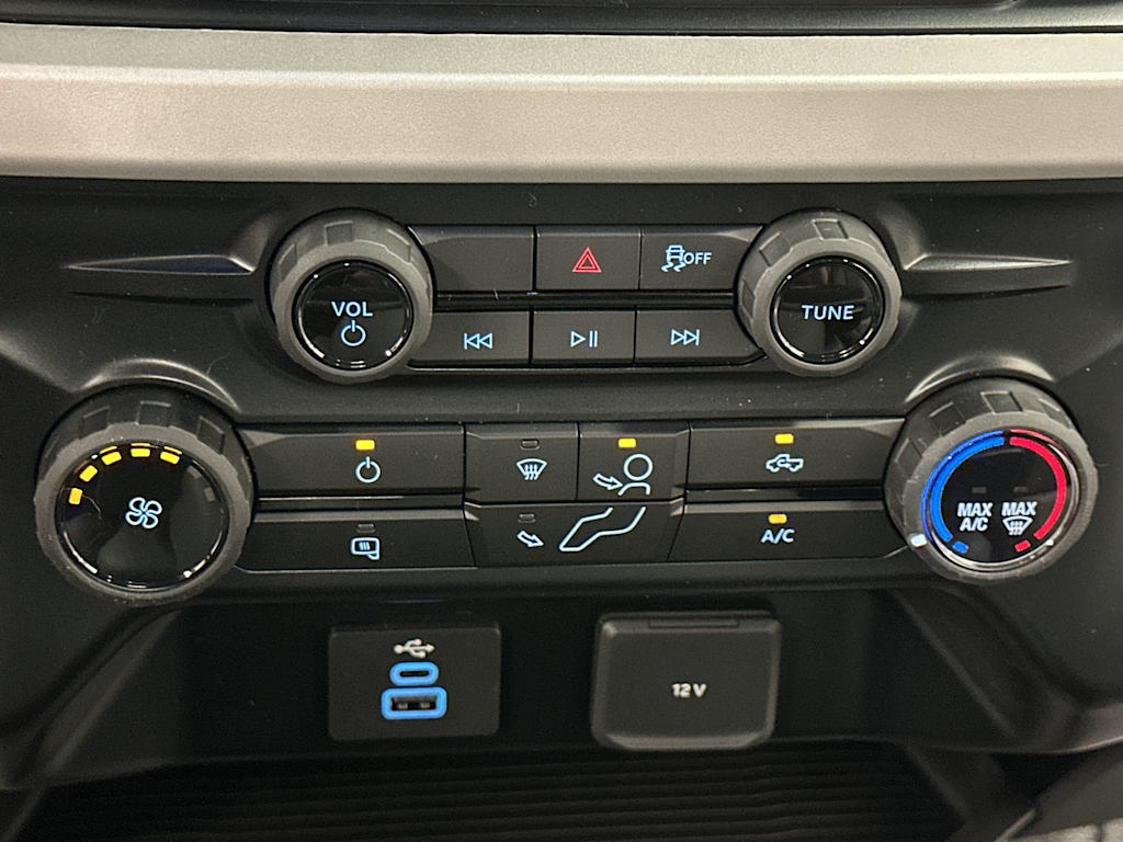 Thumbnail: 2026 Ford F-250 - 35