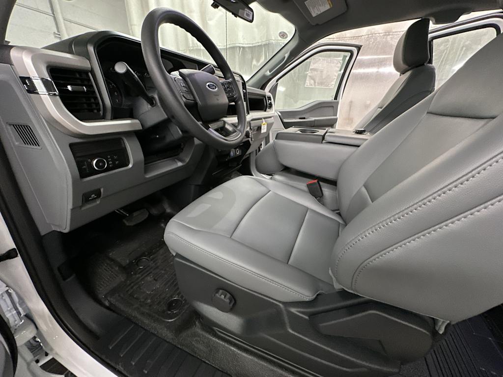 Thumbnail: 2025 Ford F-350 - 10